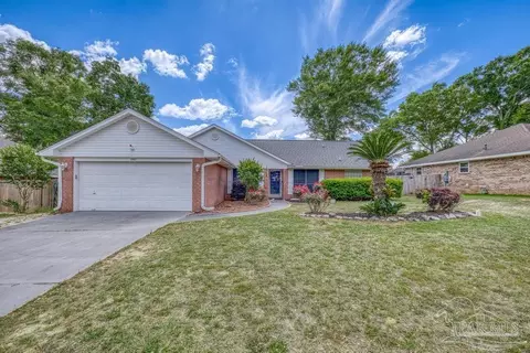 1763 Condor Dr, Cantonment, FL 32533