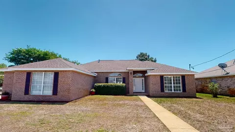 8293 Onich Dr, Navarre, FL 32566