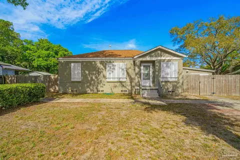 211 NW Gilliland Rd, Pensacola, FL 32507