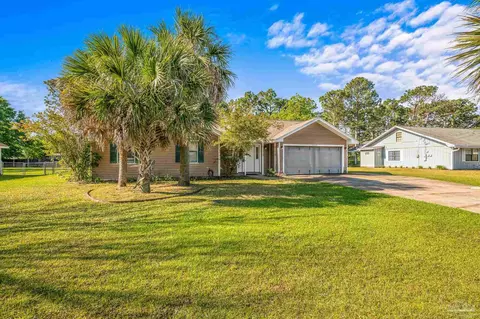 6859 Liberty St, Navarre, FL 32566