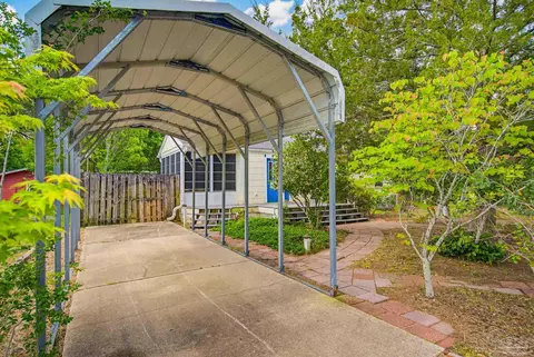 219 Greve Rd, Pensacola, FL 32507