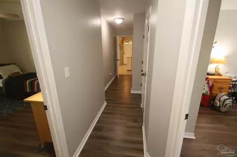 Entry Way - 5044 Ponitz Pkwy, Pace, FL 32571 photo 2 of 4