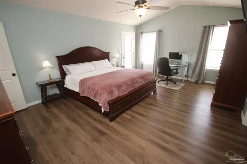 Bedroom - 5044 Ponitz Pkwy, Pace, FL 32571 photo 2 of 10
