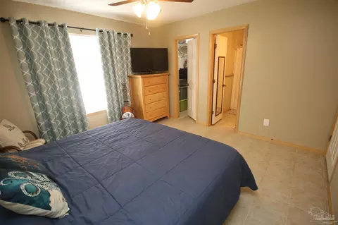 Bedroom - 5044 Ponitz Pkwy, Pace, FL 32571 photo 9 of 10