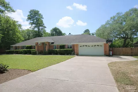 Exterior - 5044 Ponitz Pkwy, Pace, FL 32571 photo 3 of 10