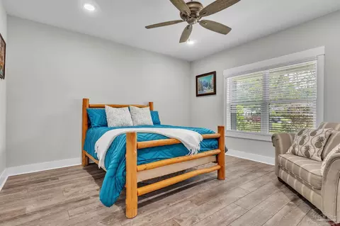Bedroom - 107 Countri Ln, Cantonment, FL 32533 photo 1 of 4