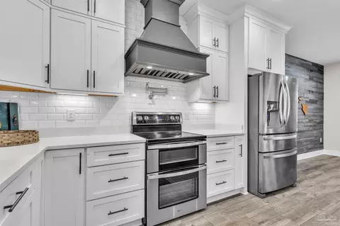 Kitchen - 107 Countri Ln, Cantonment, FL 32533 photo 1 of 4