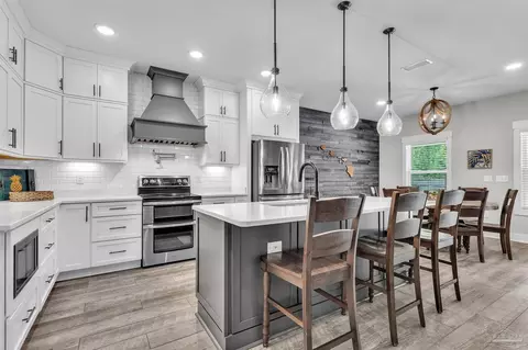 Kitchen - 107 Countri Ln, Cantonment, FL 32533 photo 2 of 4