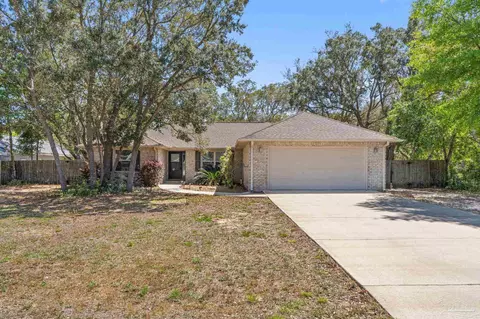 8145 Pamplona St, Navarre, FL 32566