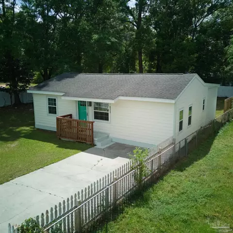 8353 Gardenia Cir, Pensacola, FL 32534
