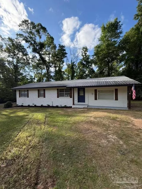 10501 Hwy 97 A, Mcdavid, FL 32568
