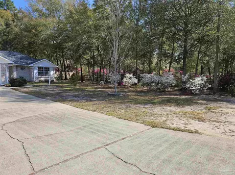 Exterior - 6000 Osage Trl, Milton, FL 32570 photo 17 of 17