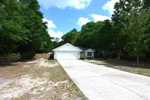 Exterior - 6000 Osage Trl, Milton, FL 32570 photo 4 of 17