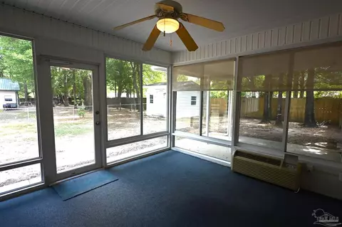 Exterior - 6000 Osage Trl, Milton, FL 32570 photo 8 of 17