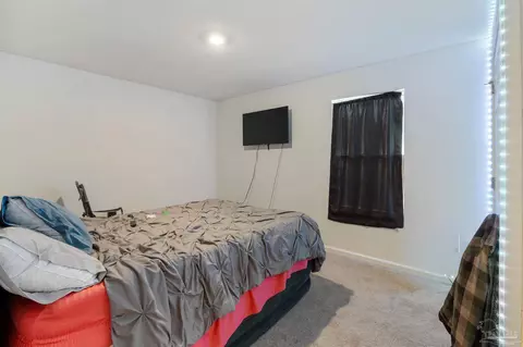 Bedroom - 6429 June Bug Dr, Milton, FL 32583 photo 4 of 5