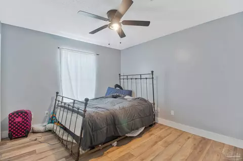 Bedroom - 3972 Floridatown Rd, Pace, FL 32571 photo 5 of 10
