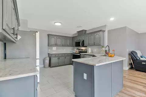 Kitchen - 3972 Floridatown Rd, Pace, FL 32571 photo 2 of 6