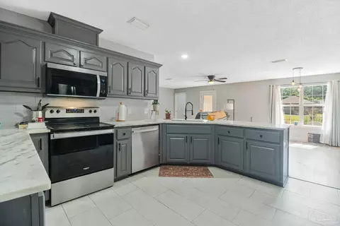 Kitchen - 3972 Floridatown Rd, Pace, FL 32571 photo 6 of 6