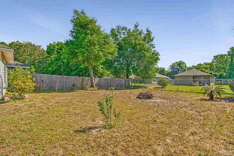 Exterior - 3972 Floridatown Rd, Pace, FL 32571 photo 10 of 14