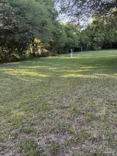 1916 W La Rua St, Pensacola, FL 32502