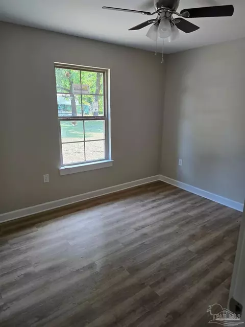 4482 Oak Ln, Milton, FL 32570 photo 5