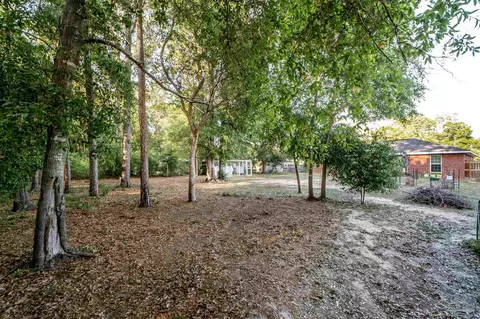 Exterior - 7201 Pro Ln, Milton, FL 32570 photo 5 of 9
