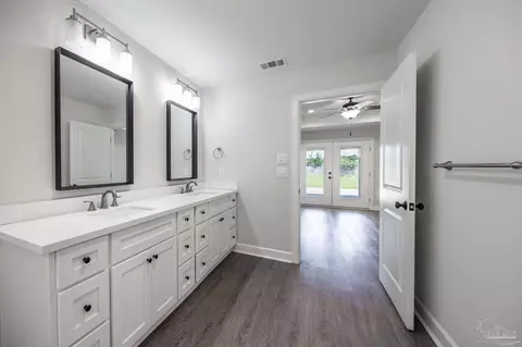 Entry Way - 4090 Manchester Ct, Pace, FL 32571 photo 3 of 4