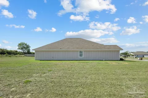 Exterior - 7714 Gumbo Ave, Pace, FL 32571 photo 8 of 10
