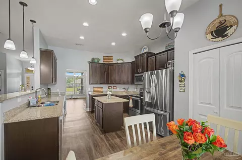 Kitchen - 4045 Millwright Way, Pace, FL 32571 photo 2 of 5