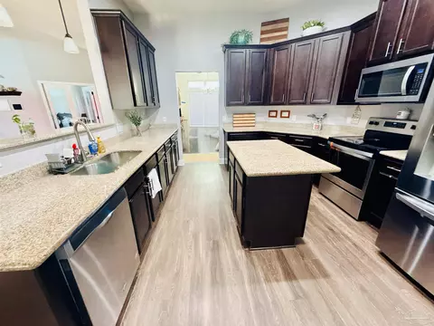 Kitchen - 4045 Millwright Way, Pace, FL 32571 photo 1 of 5
