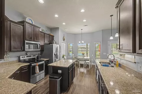 Kitchen - 4045 Millwright Way, Pace, FL 32571 photo 5 of 5