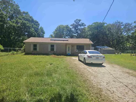 4915 Tulip Dr, Pensacola, FL 32506