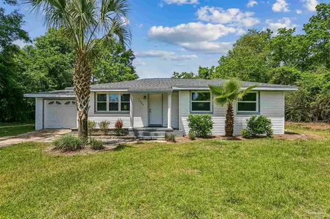 7245 Lockhart St, Pensacola, FL 32526