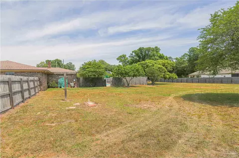 Exterior - 4576 Woodbine Rd, Pace, FL 32571 photo 16 of 19