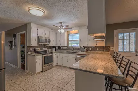 Kitchen - 4576 Woodbine Rd, Pace, FL 32571 photo 1 of 2