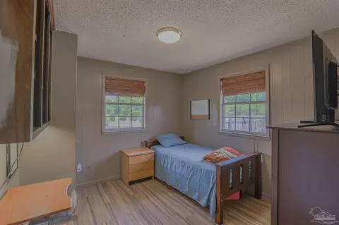 Bedroom - 4576 Woodbine Rd, Pace, FL 32571 photo 1 of 11