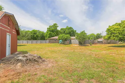 Exterior - 4576 Woodbine Rd, Pace, FL 32571 photo 13 of 19