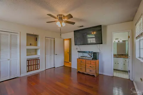 Bedroom - 4576 Woodbine Rd, Pace, FL 32571 photo 8 of 11