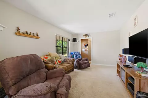 Living - 5121 Keyser Mill Rd, Baker, FL 32531 photo 1 of 3