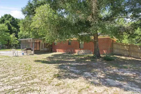 Exterior - 5121 Keyser Mill Rd, Baker, FL 32531 photo 9 of 10