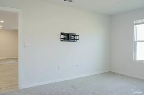 Bedroom - 4350 Winged Elm Ct, Pace, FL 32571 photo 6 of 8