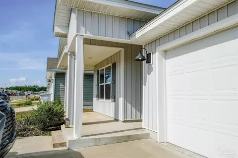 Exterior - 4350 Winged Elm Ct, Pace, FL 32571 photo 7 of 12