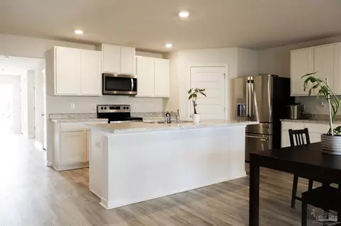 Kitchen - 4350 Winged Elm Ct, Pace, FL 32571 photo 4 of 4