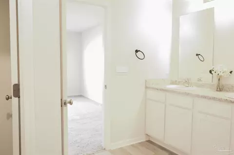 Bath - 4350 Winged Elm Ct, Pace, FL 32571 photo 3 of 4