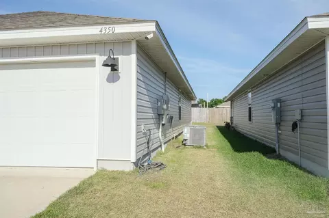 Exterior - 4350 Winged Elm Ct, Pace, FL 32571 photo 10 of 12