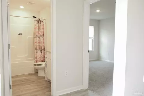 Entry Way - 4350 Winged Elm Ct, Pace, FL 32571 photo 2 of 7