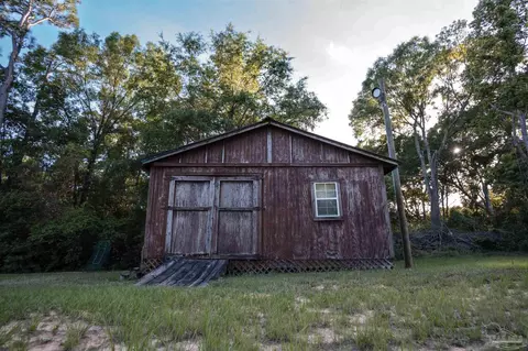 Exterior - 846 Candy Ln, Cantonment, FL 32533 photo 6 of 19