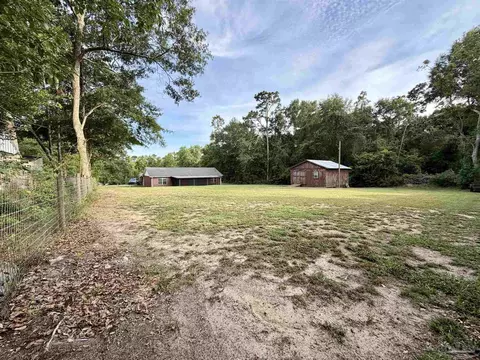 Exterior - 846 Candy Ln, Cantonment, FL 32533 photo 13 of 19