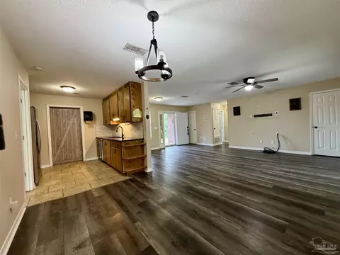Living - 846 Candy Ln, Cantonment, FL 32533 photo 3 of 6