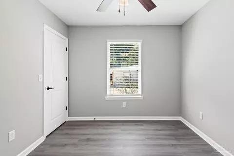 Bedroom - 5930 Clark Rd, Milton, FL 32570 photo 2 of 2